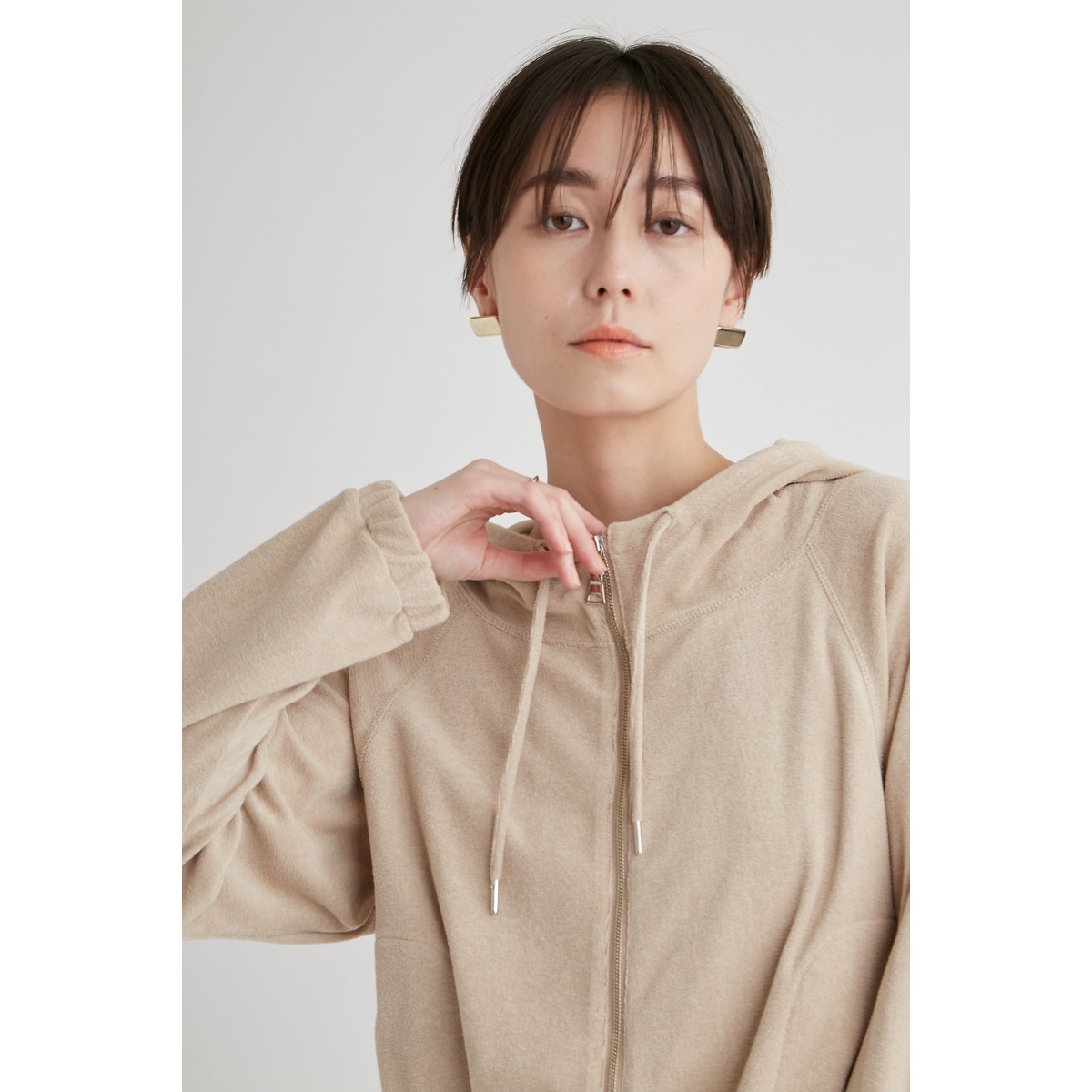 PlaXクロップド丈パイルパーカー