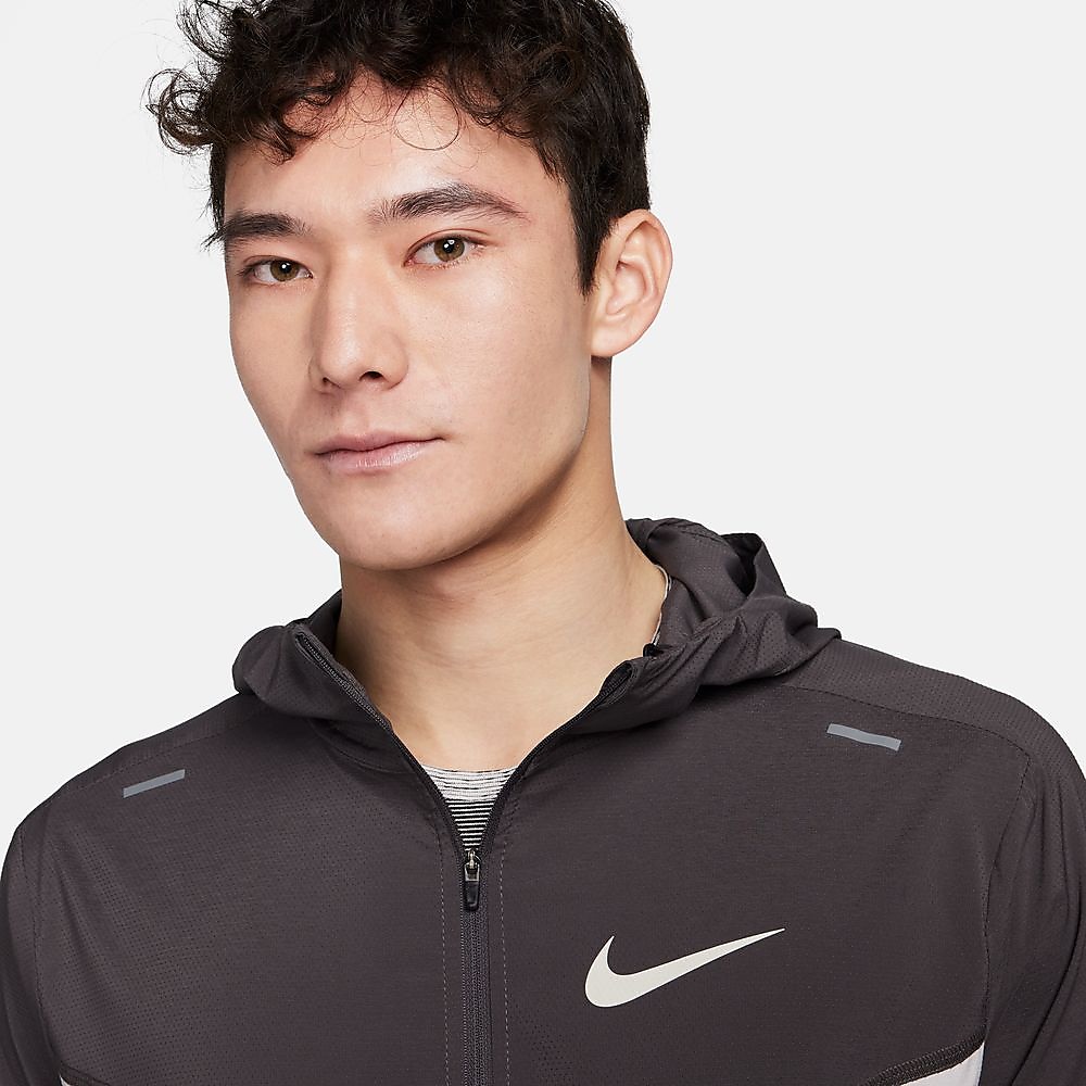 ナイキ RPL UV WR HKNE フーディ ジャケット