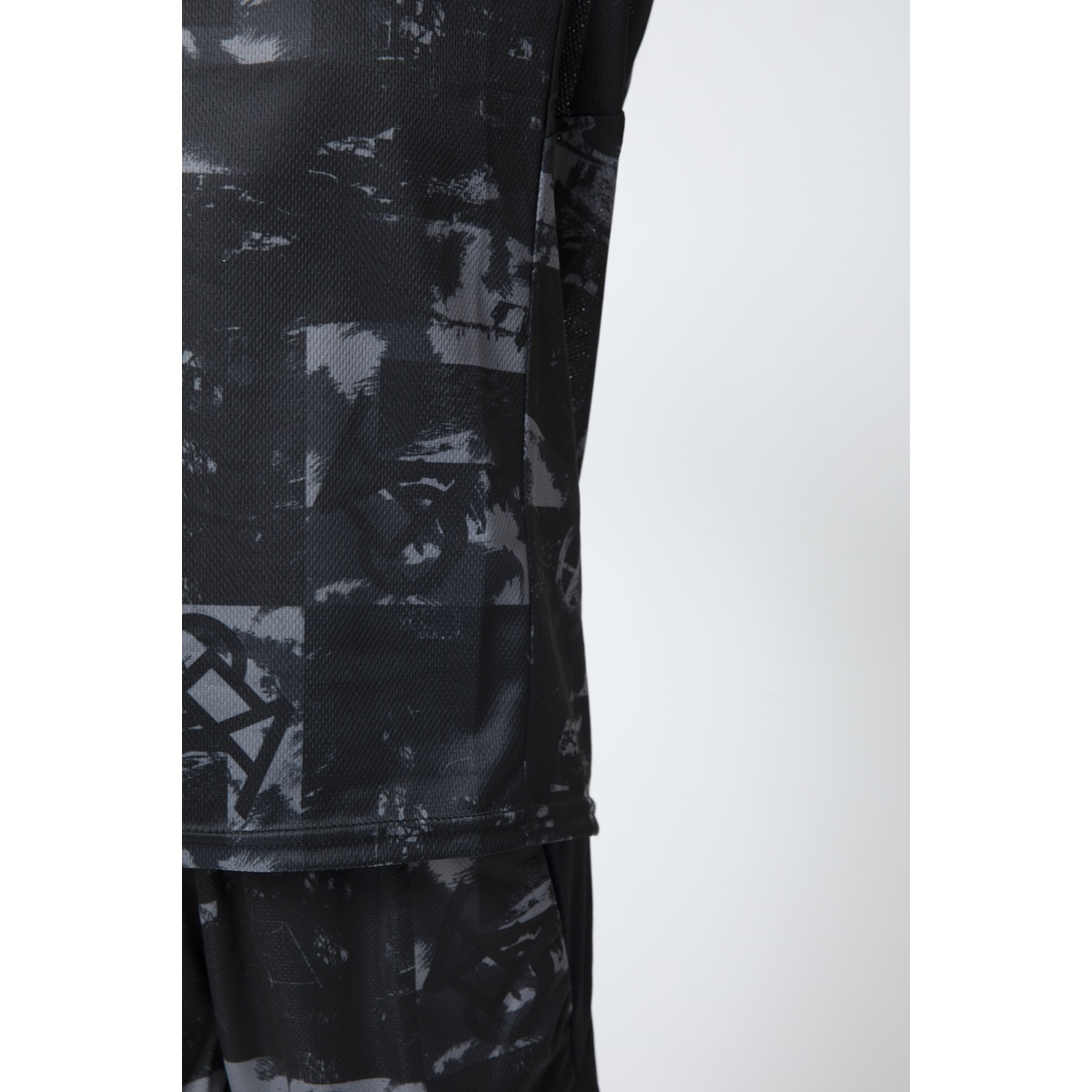 FCA Jr半袖グラフィックシャツ