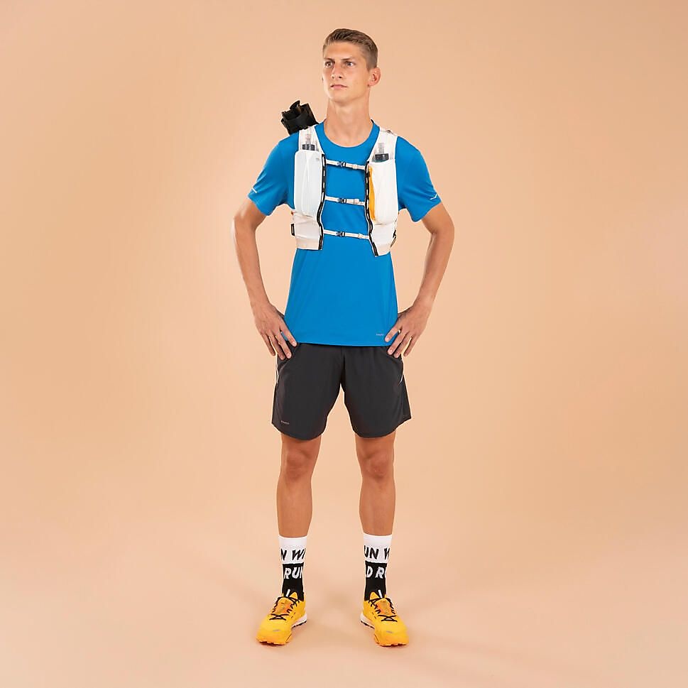 トレイルシューズ