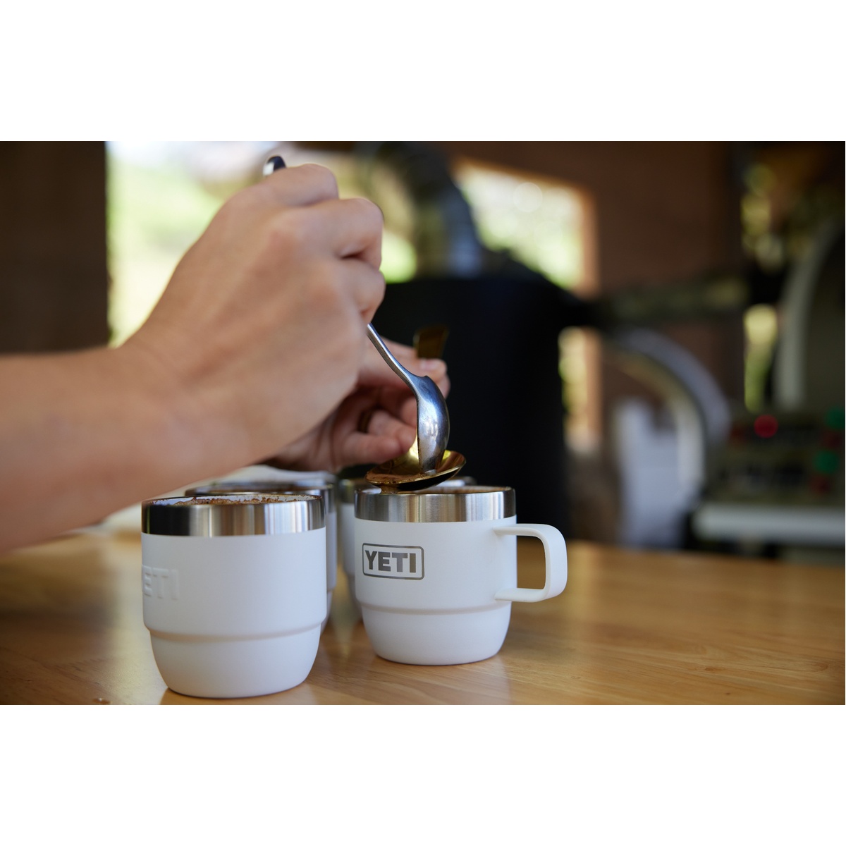 R. 6 oz STACKABLE MUGS 2PK