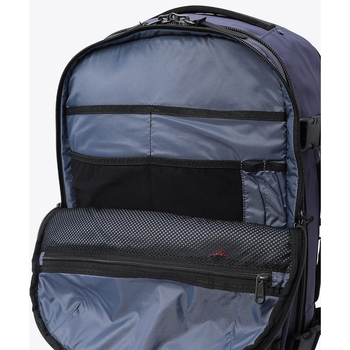 タイガーブルック40Lトラベルバックパック