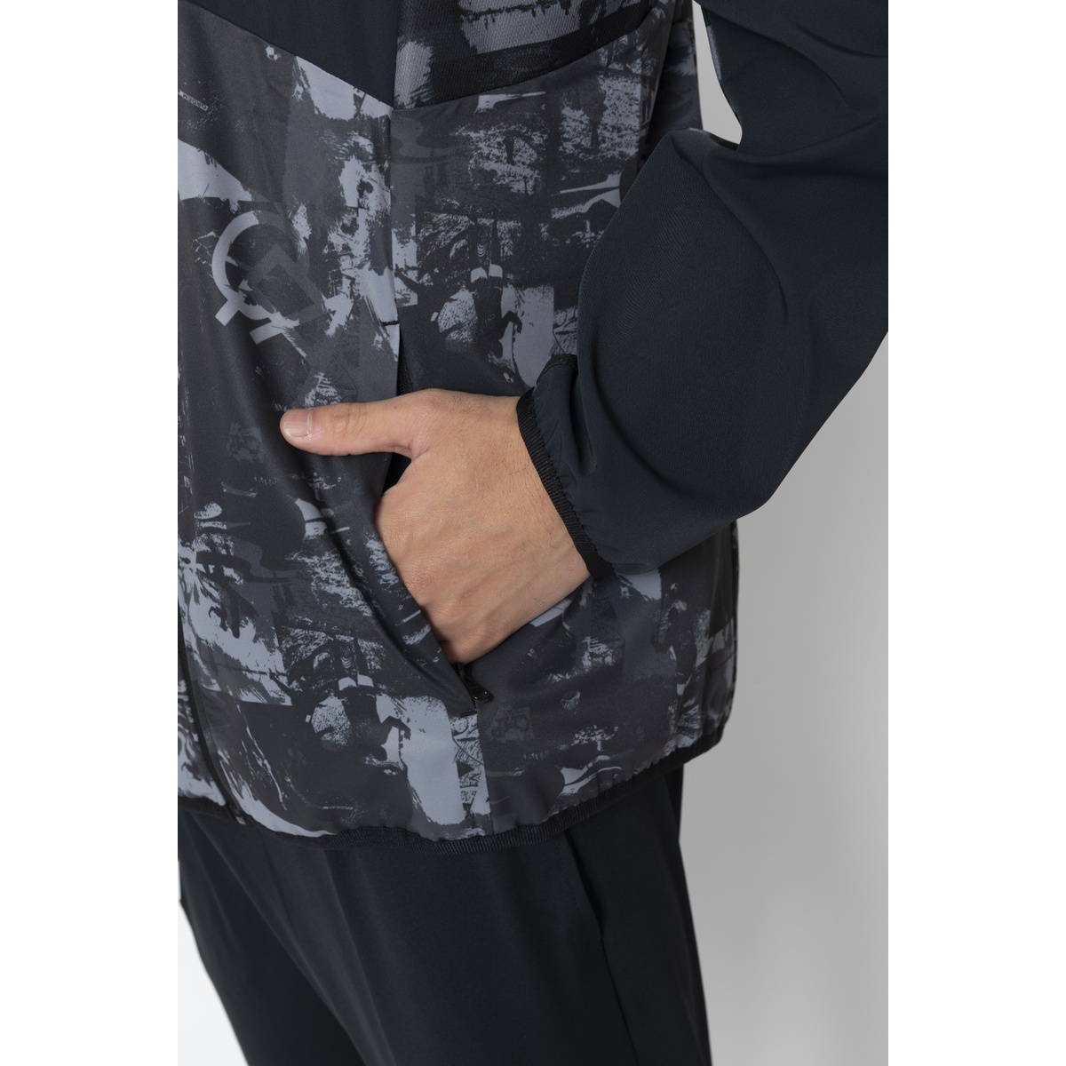 FCA ストレッチウィンドジャケット