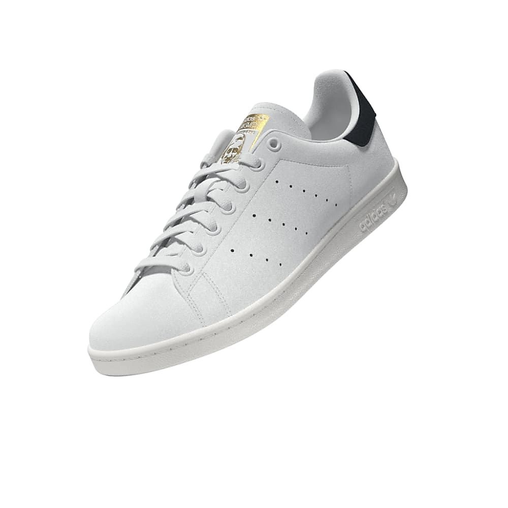 STAN SMITH