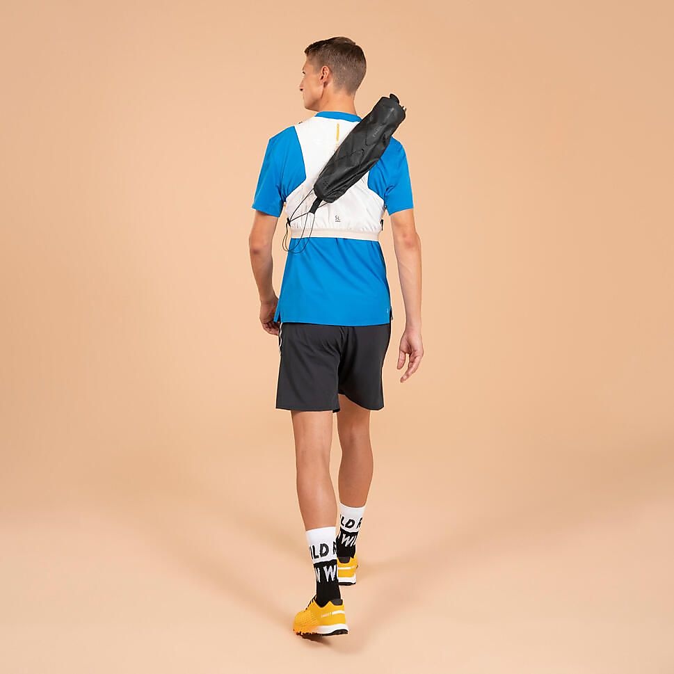 トレイルシューズ