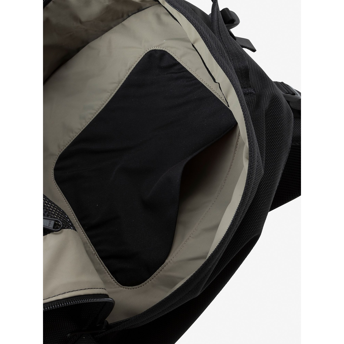 Metroscape Daypack (メトロスケープデイパック)