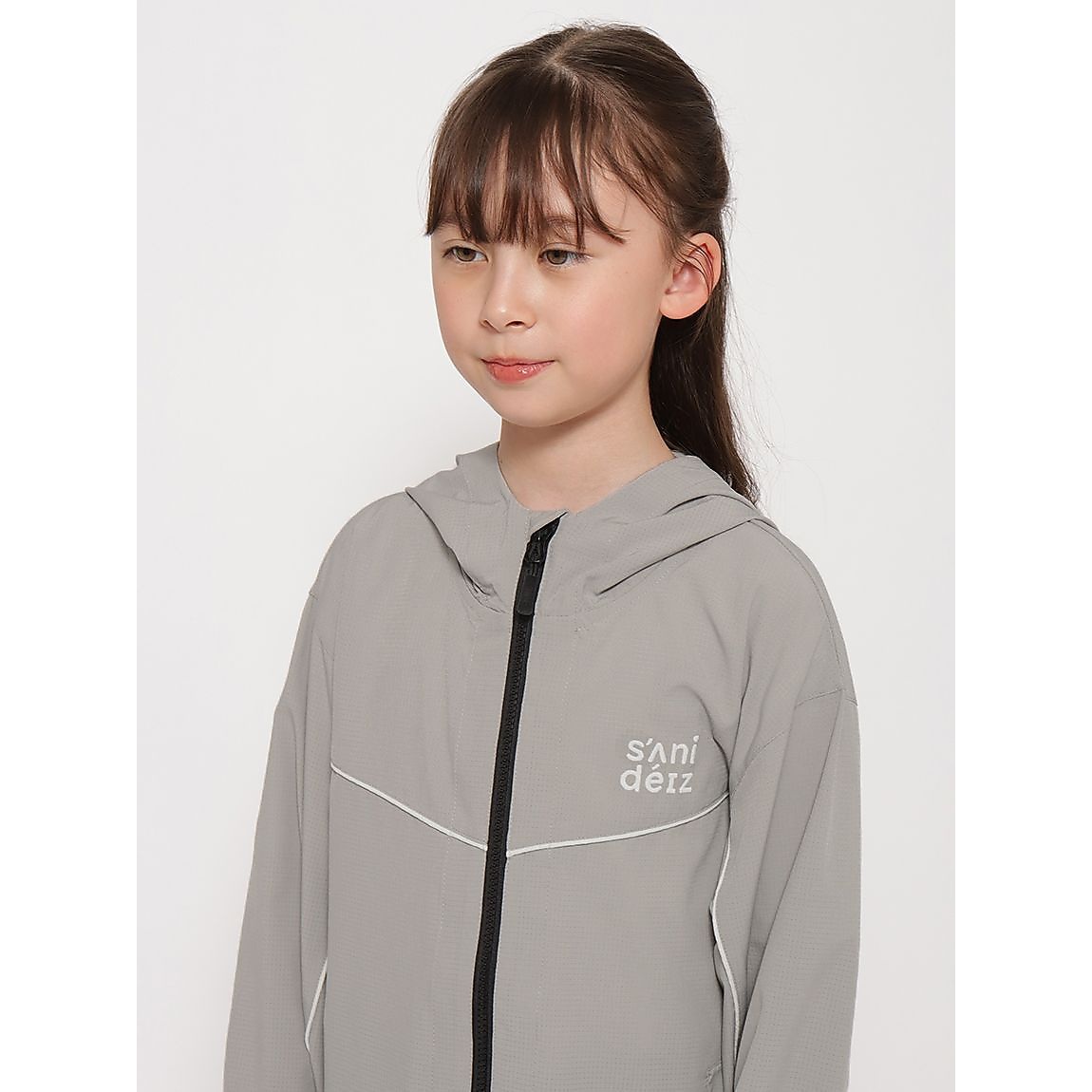 ソフトナイロンストレッチ フーディージャケット JUNIOR