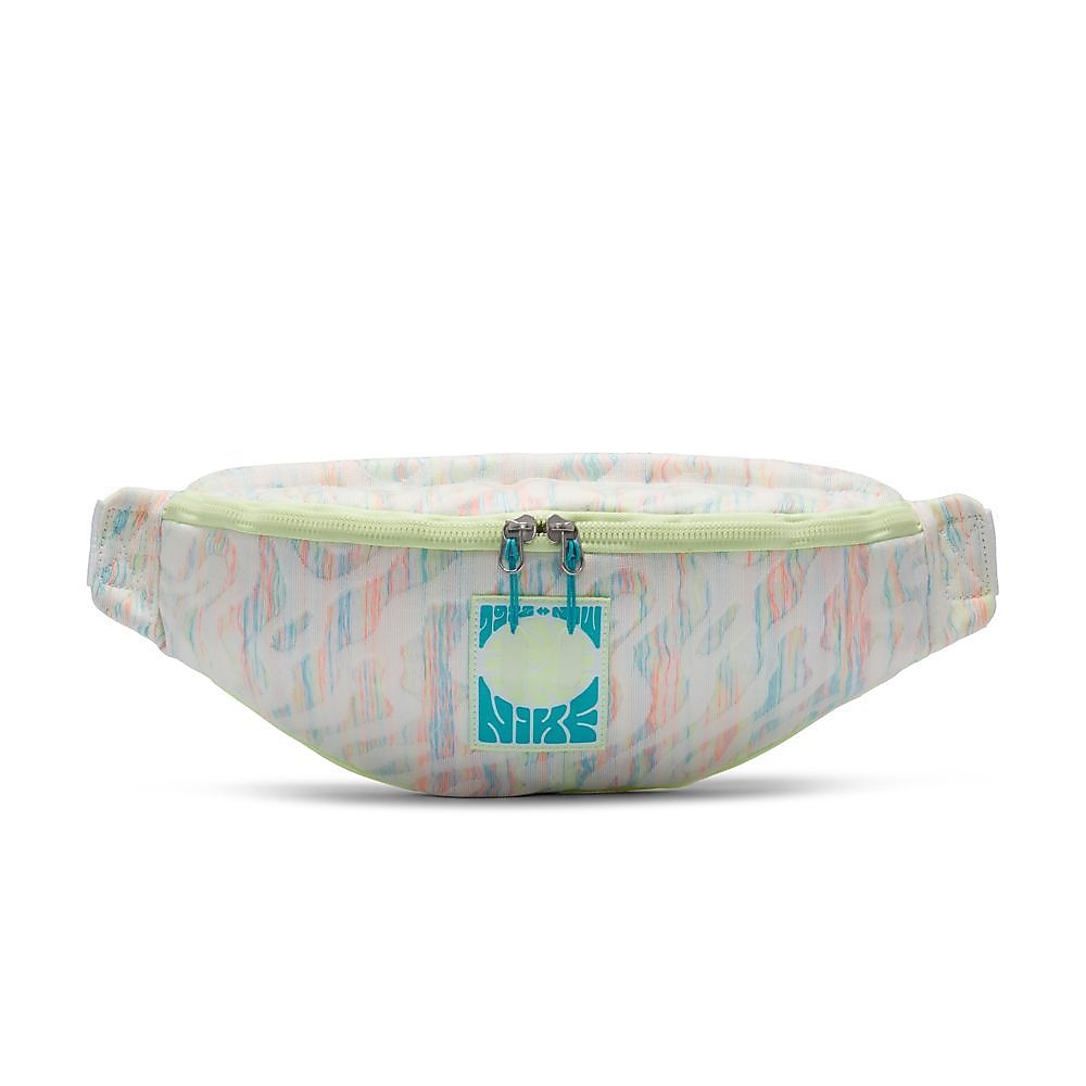 ナイキ ヘリテージ WSTPCK FSTVL 2.0