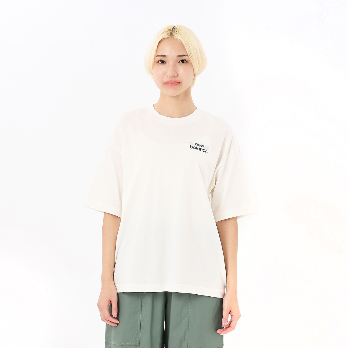 フラワー オーバーサイズドショートスリーブTシャツ