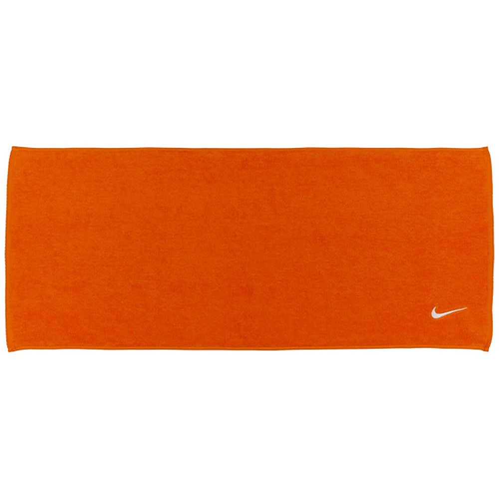 ナイキ　ソリッドコアタオル　ミディアム