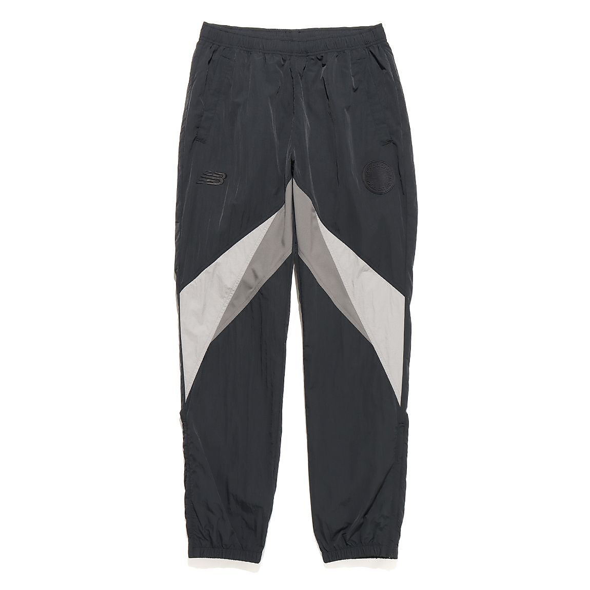 ウインドパンツ