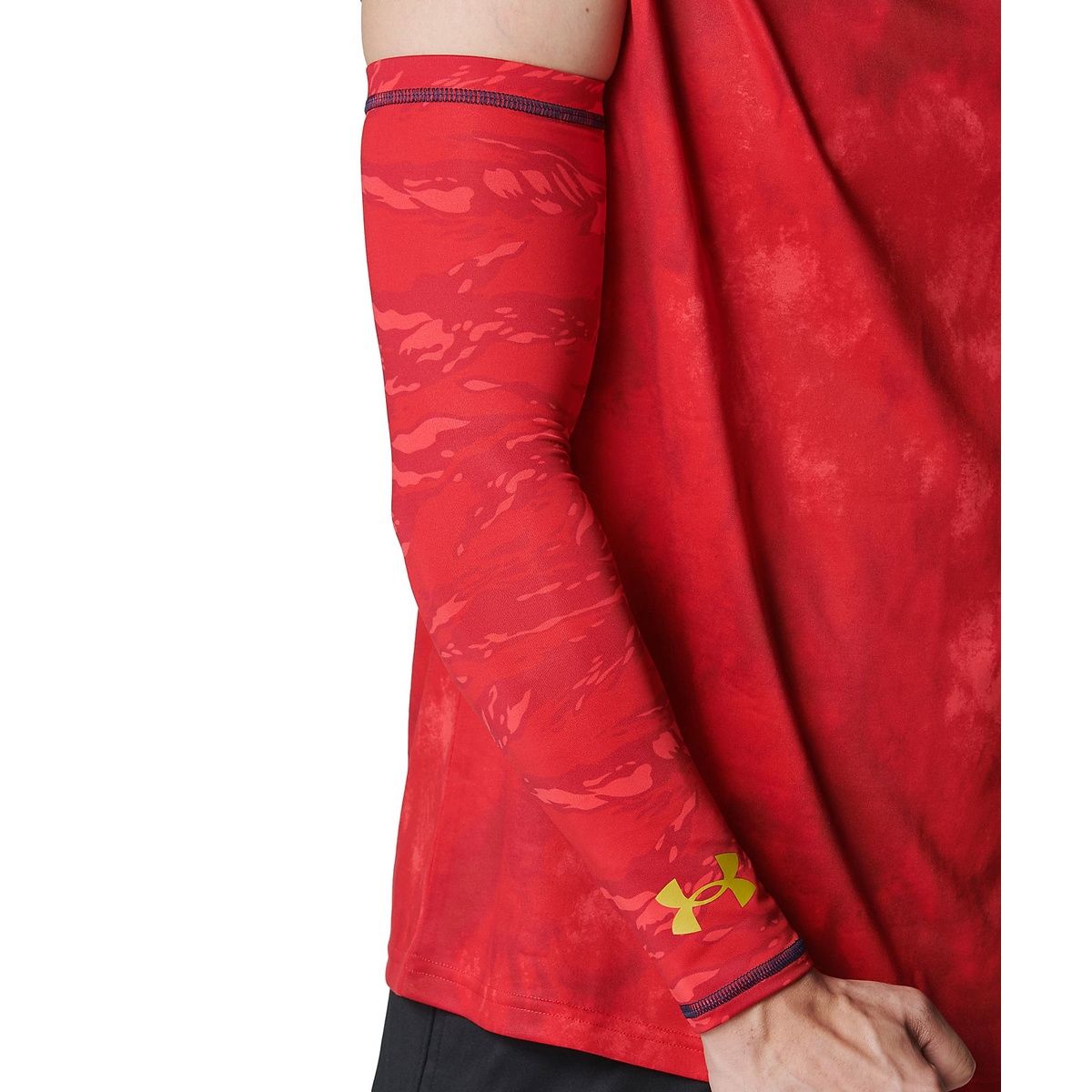 UA BB ARM SLEEVE