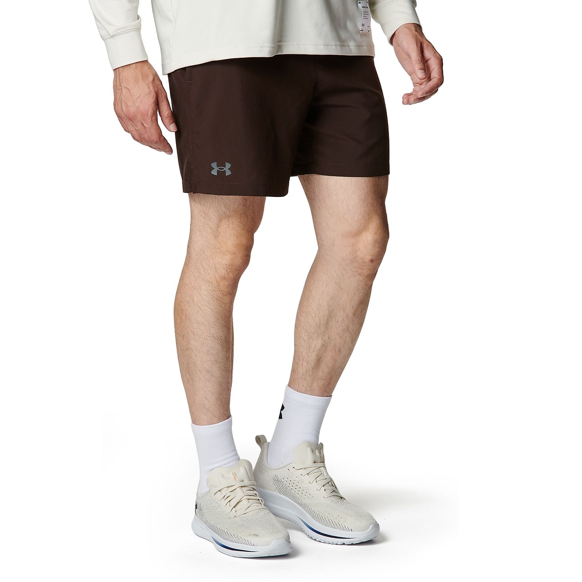 MOTIVATE WOVEN SHORTS