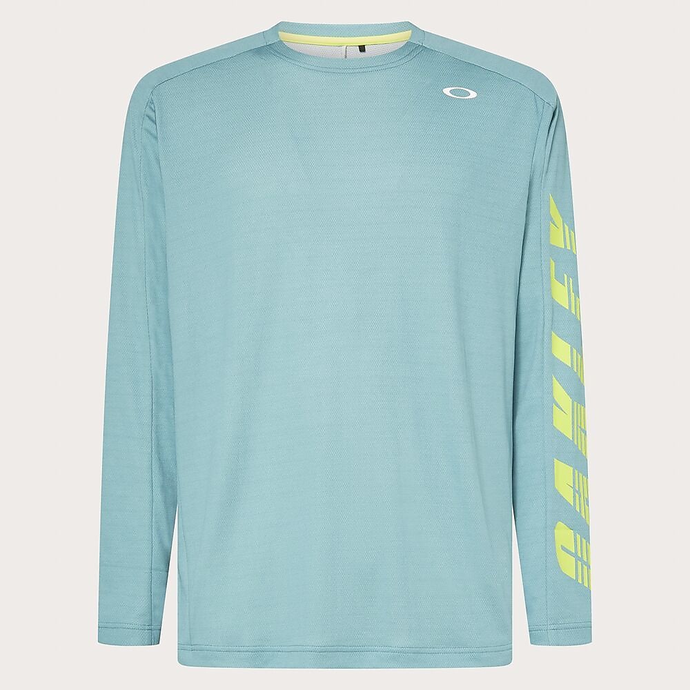 SLANT LOGO PRINT L/S TEE 12.0