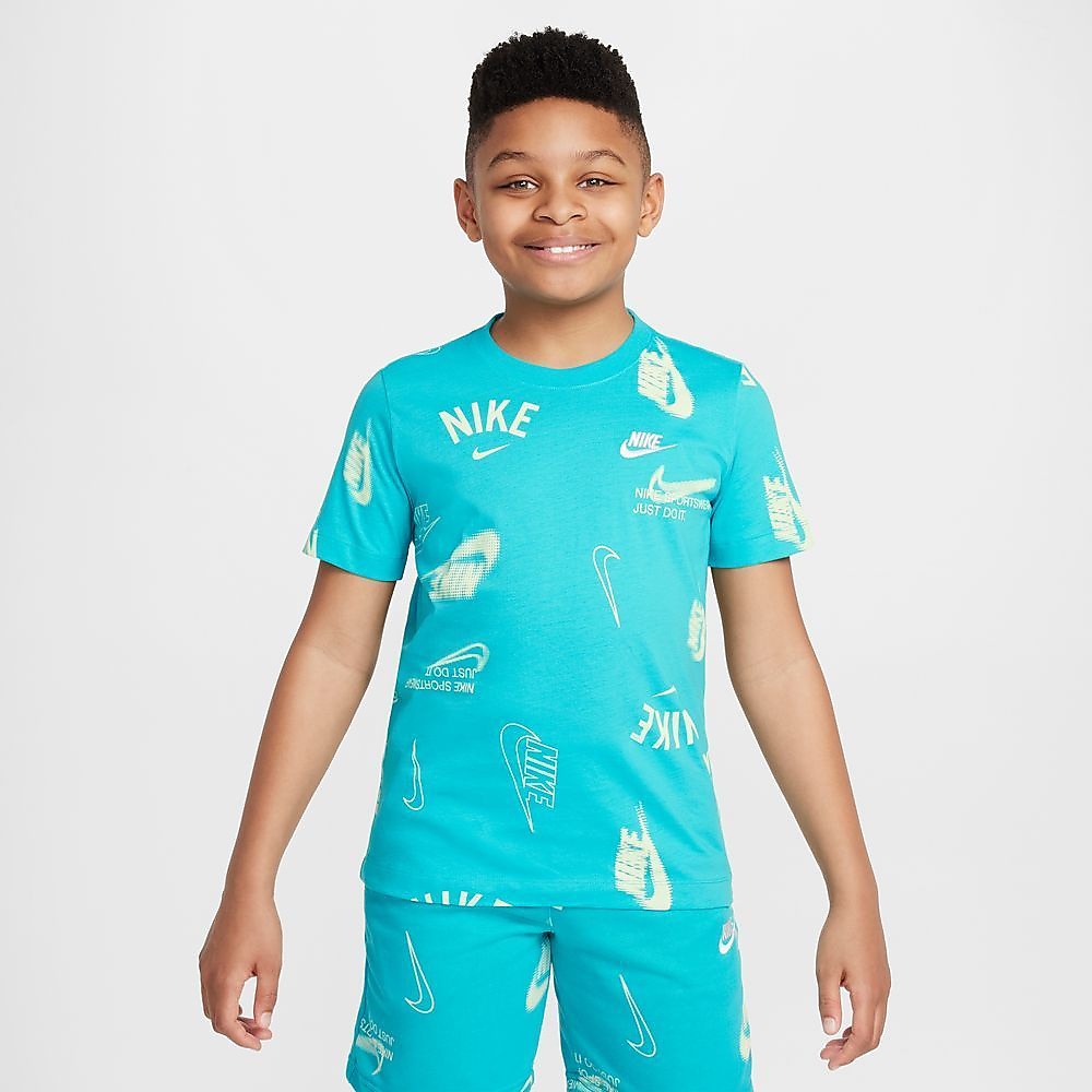 ナイキ YTH NSW クラブ エナジー AOP S/S Tシャツ