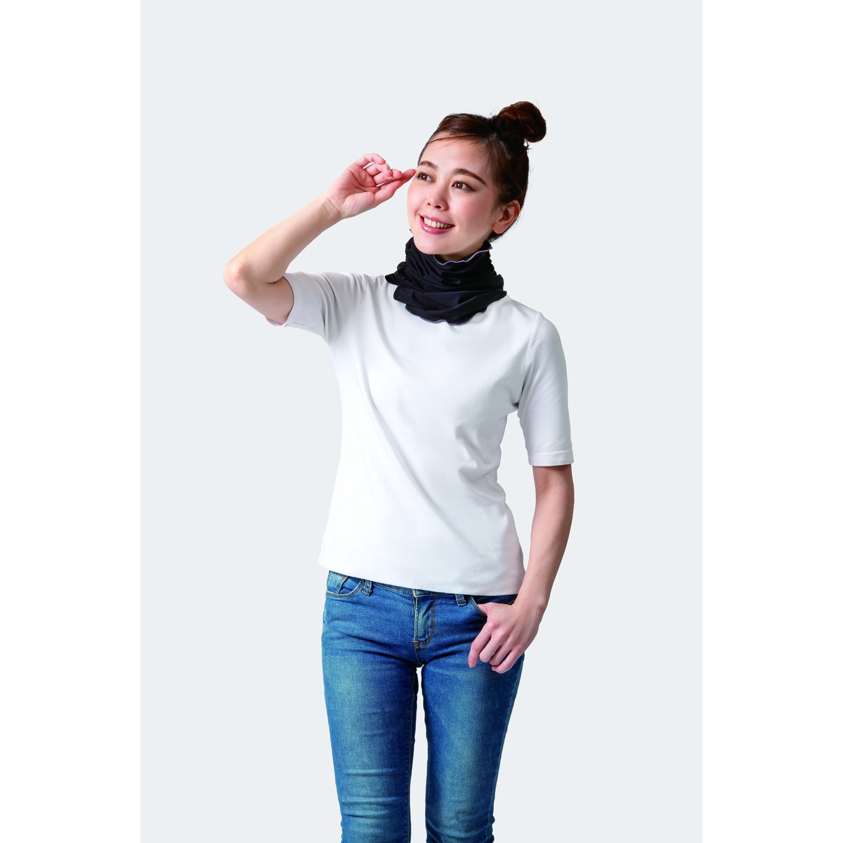 リアリークールネックカバー