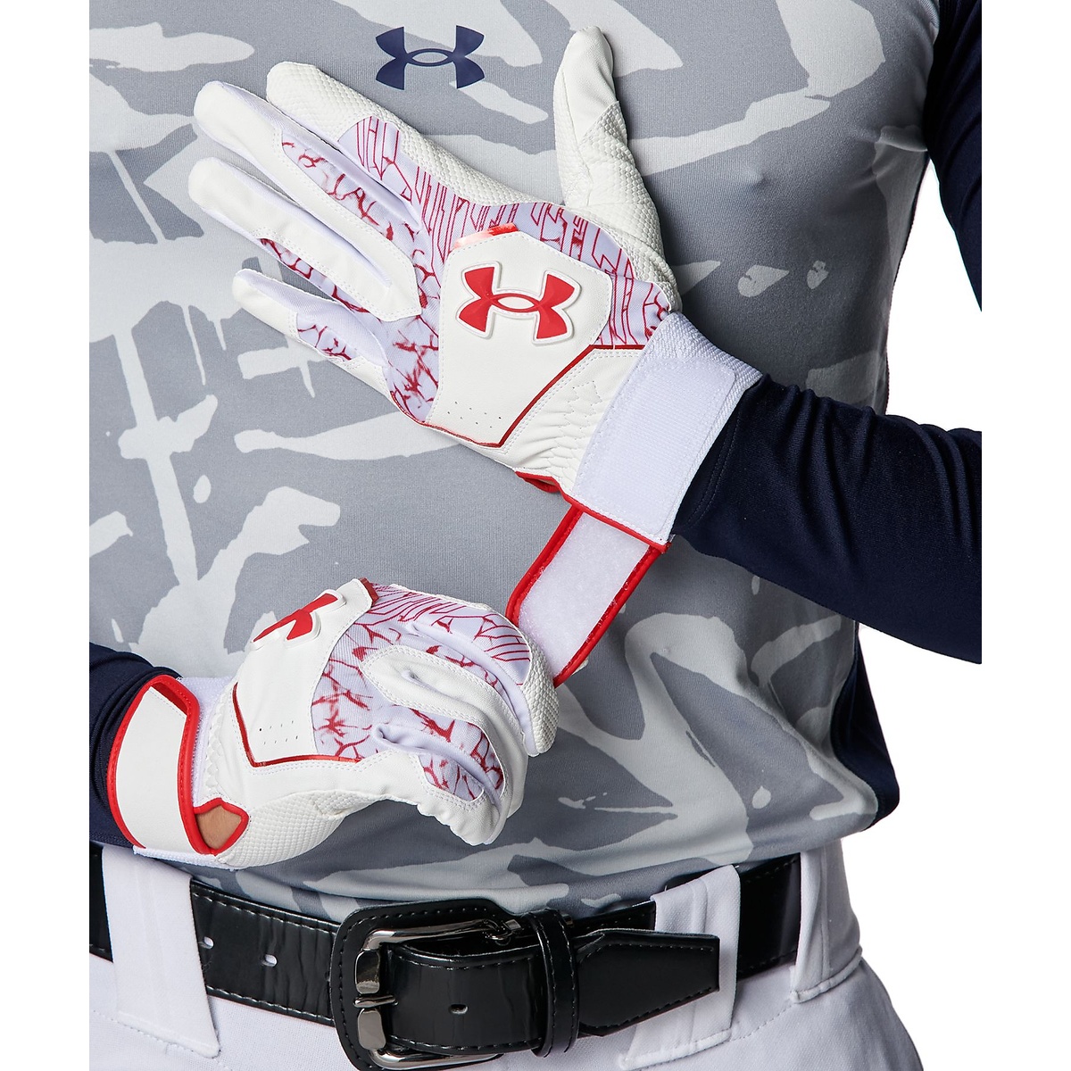 UA CLEAN UP BATTING GLOVES