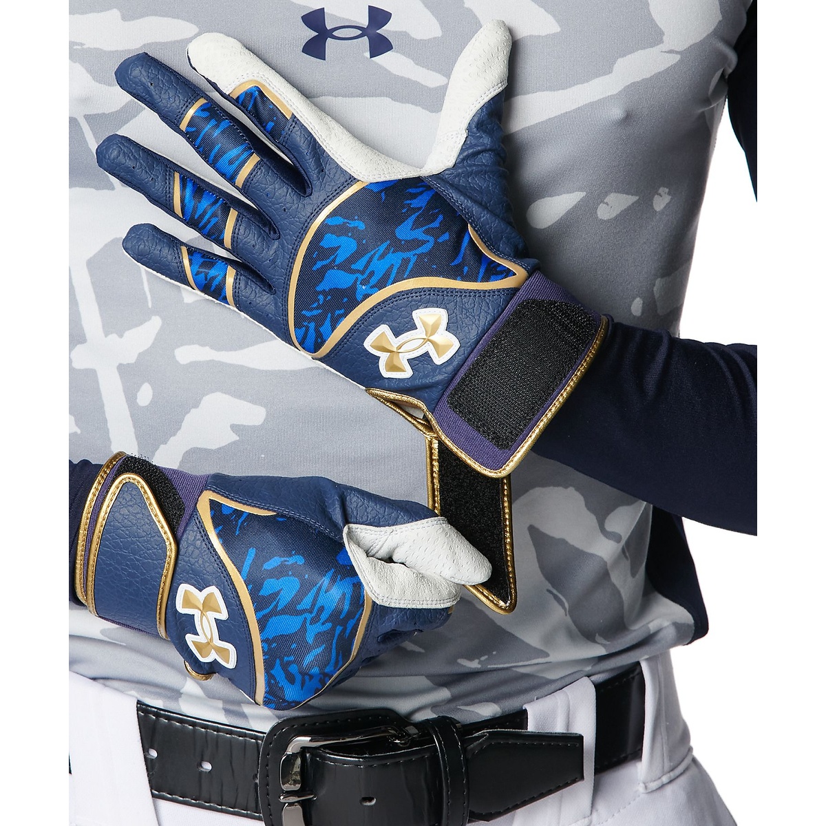 UA UNDENIABLE BATTING GLOVES