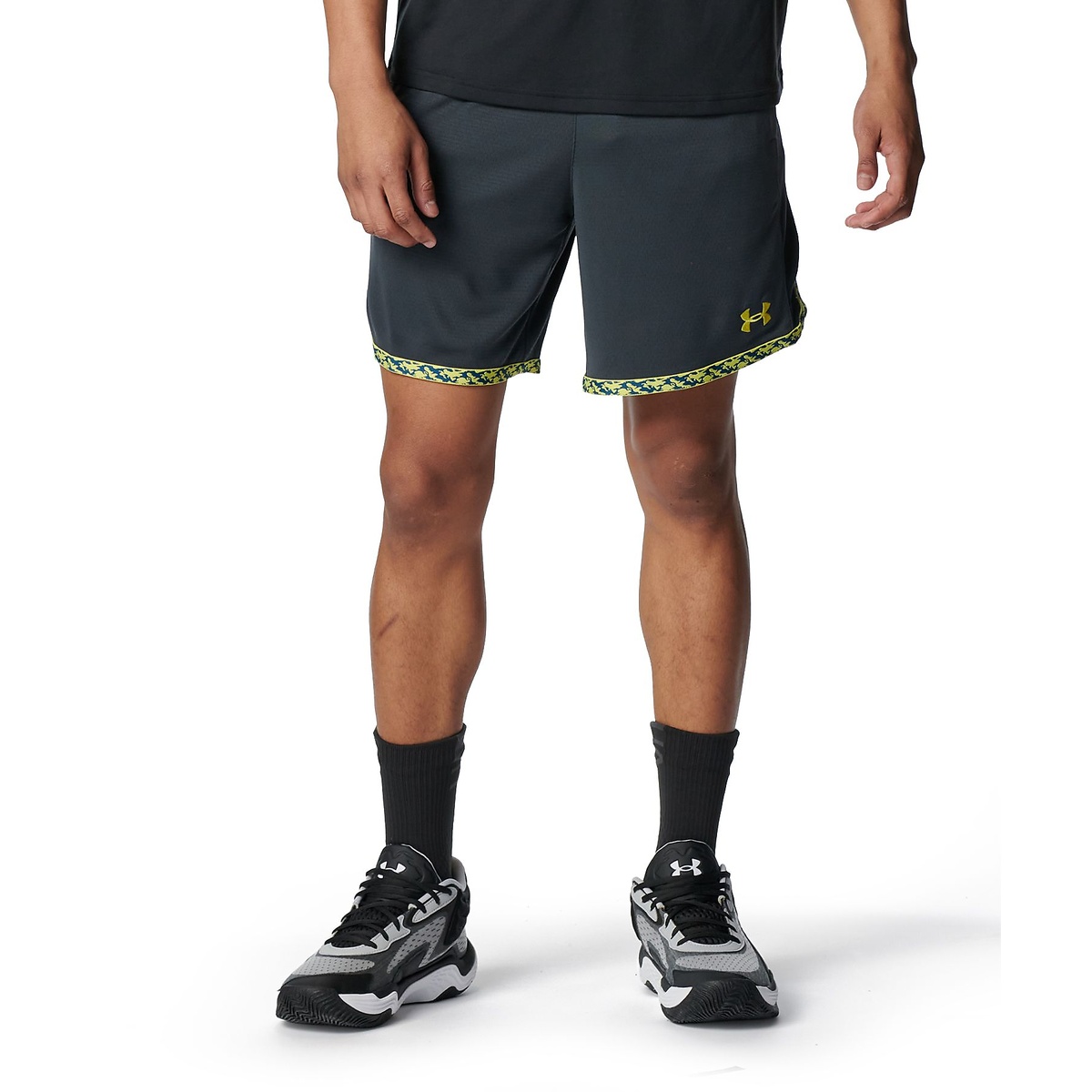 UA DREAMERS MESH SHORTS