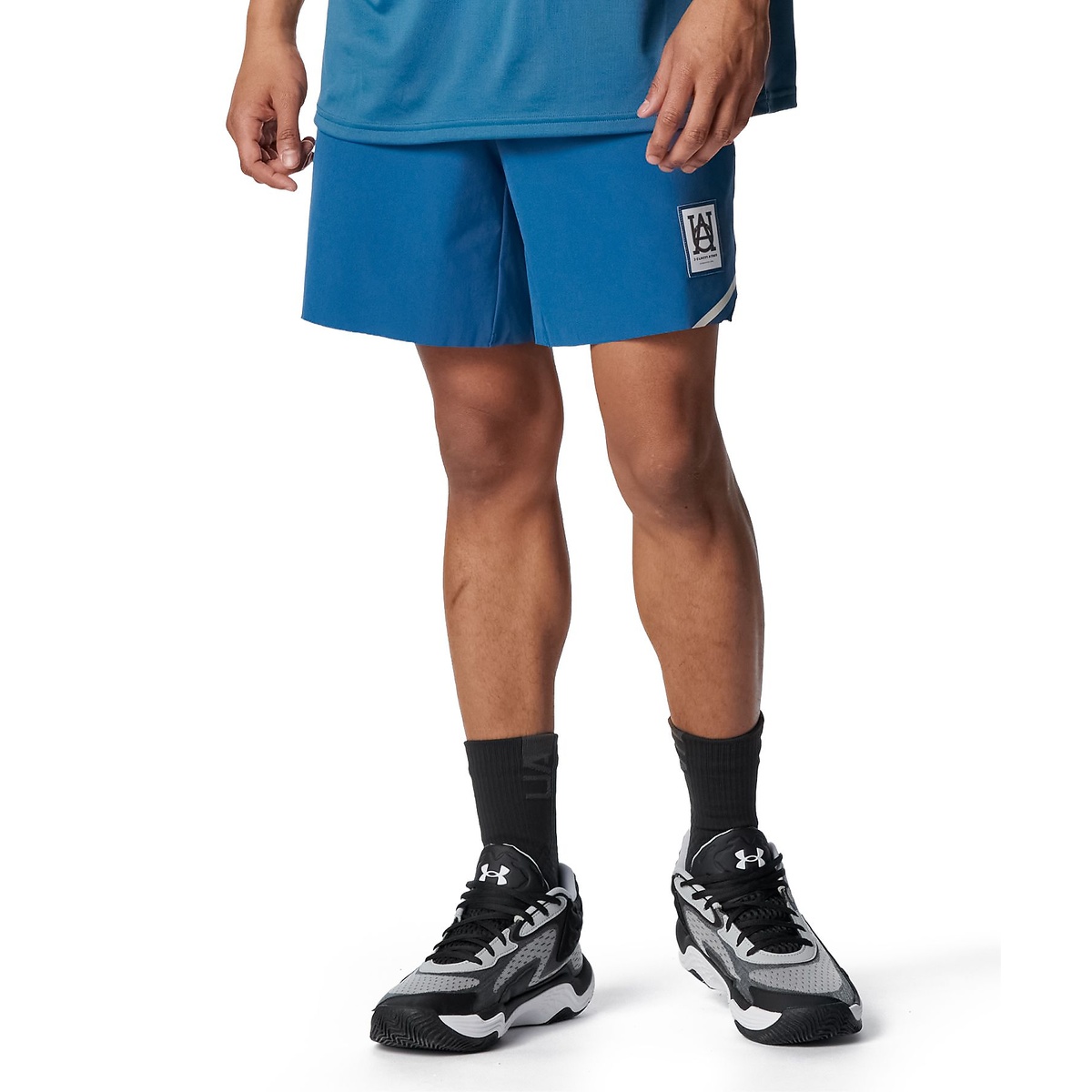 UA STREET QUEST SHORTS