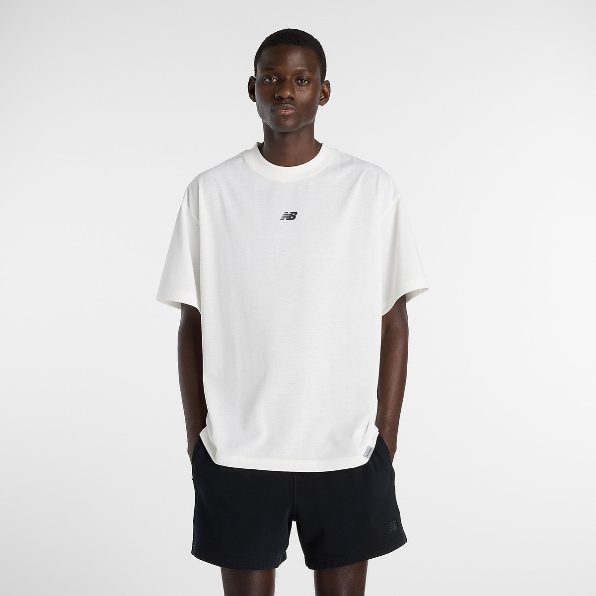 グラフィックTシャツ