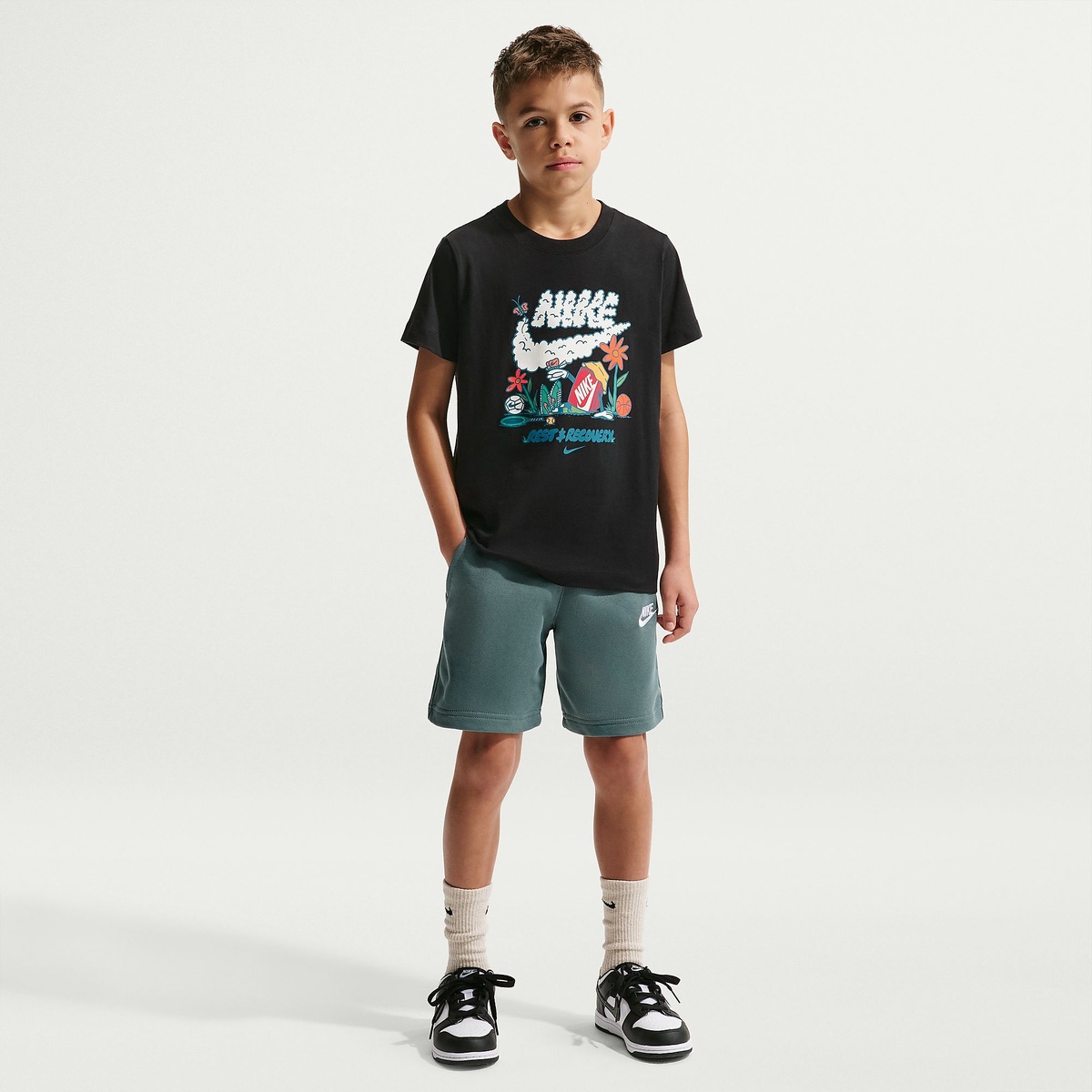 ナイキ YTH NSW BOXY REST S/S Tシャツ