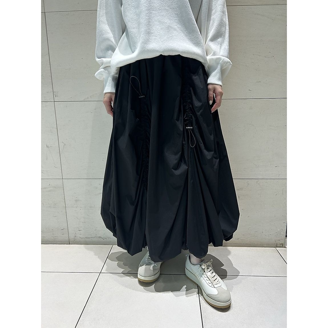 撥水 ドロストバルーンスカート
