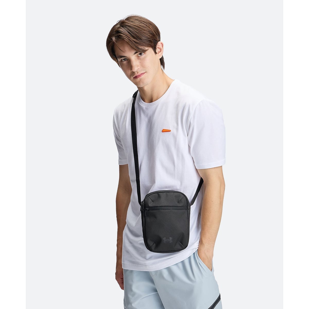 UA ESSENTIAL CROSSBODY