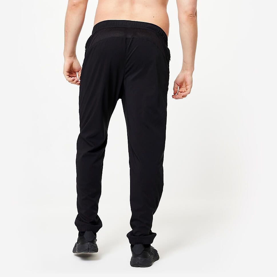 フィットネス メンズ ボトムス 透湿性 レギュラーフィット エッセンシャル BLK