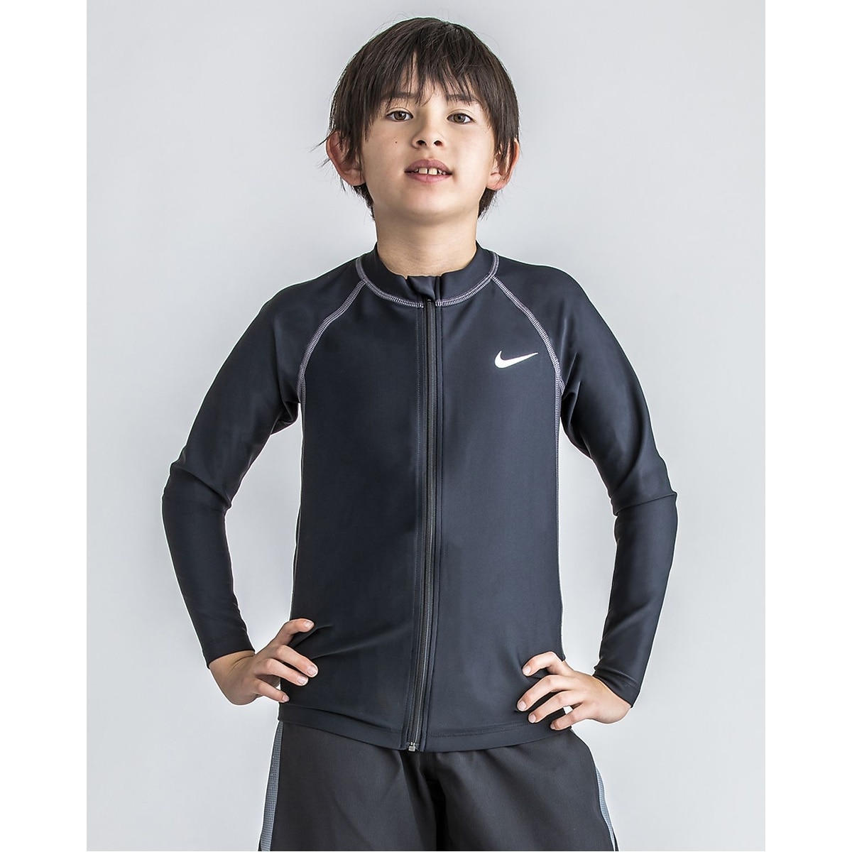ナイキ　BOYS　ロングスリーブ　Ｆ／Ｚ　UVラッシュガート゛