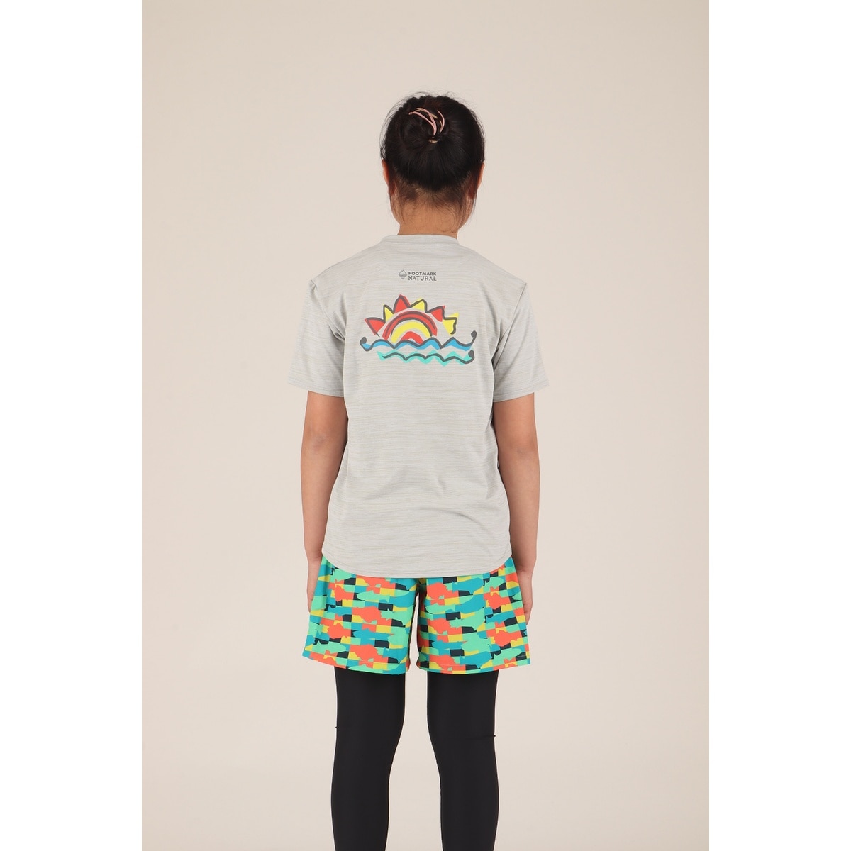 半袖プルオーバーTシャツ