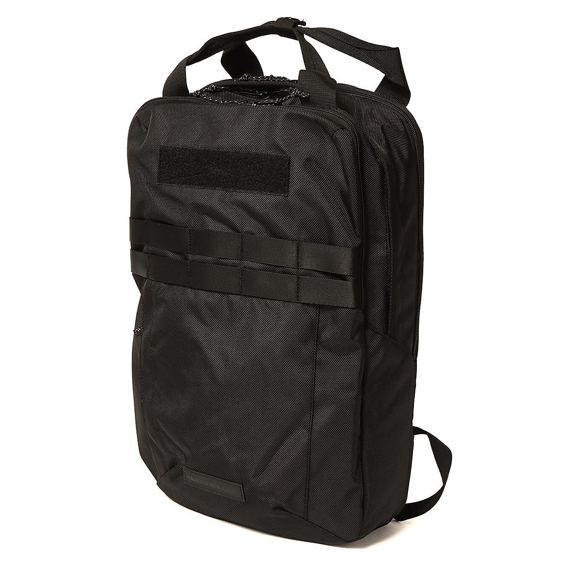 バックパック １７L