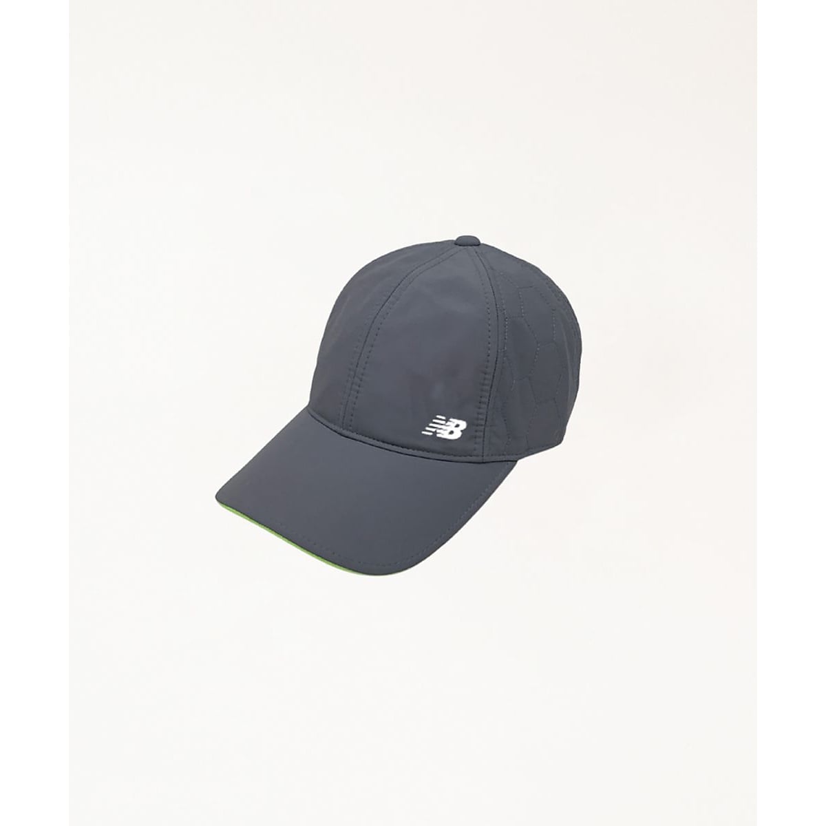 ＱＵＩＬＴＥＤ　ＳＩＸ　ＰＡＮＥＬＳ　ＣＡＰ