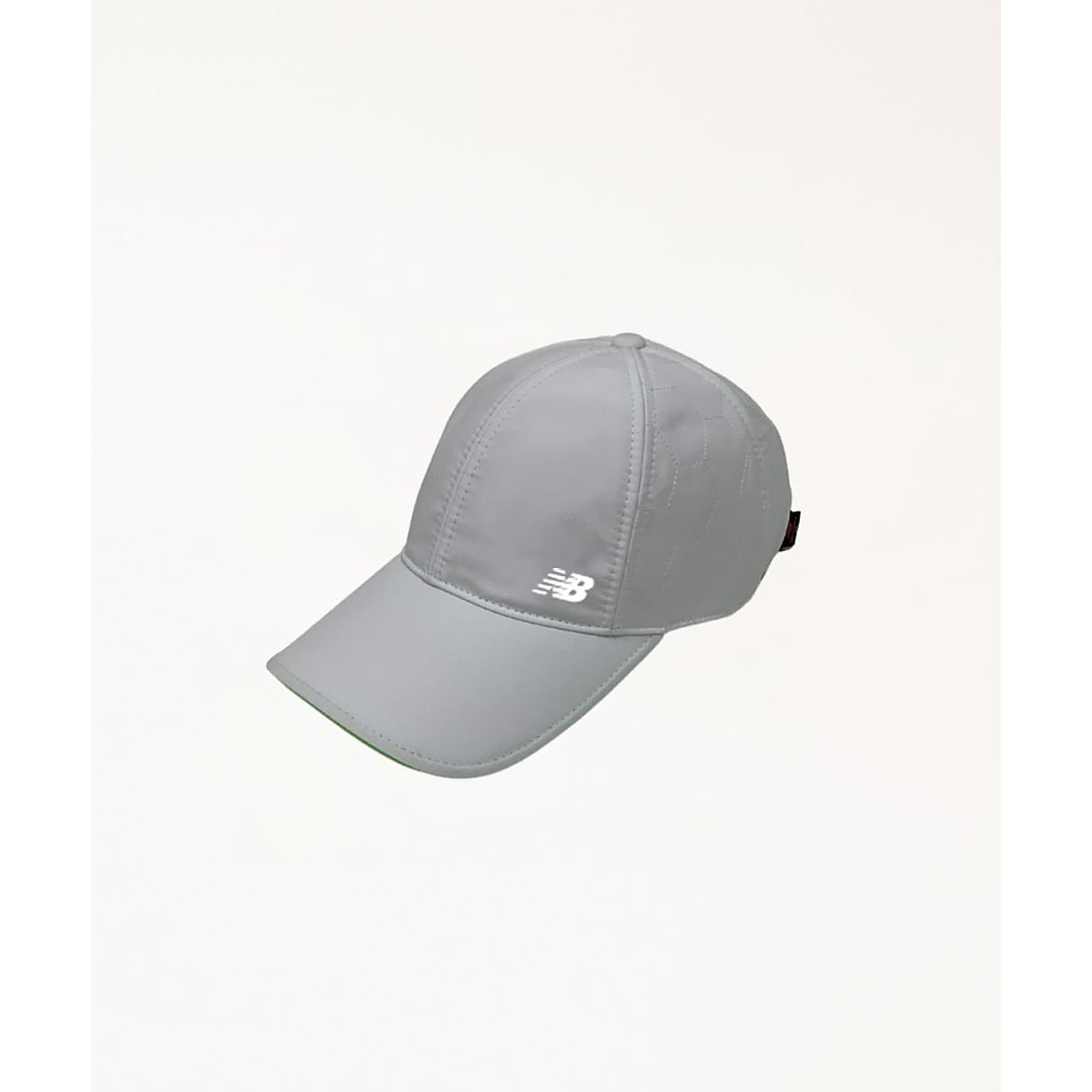 ＱＵＩＬＴＥＤ　ＳＩＸ　ＰＡＮＥＬＳ　ＣＡＰ