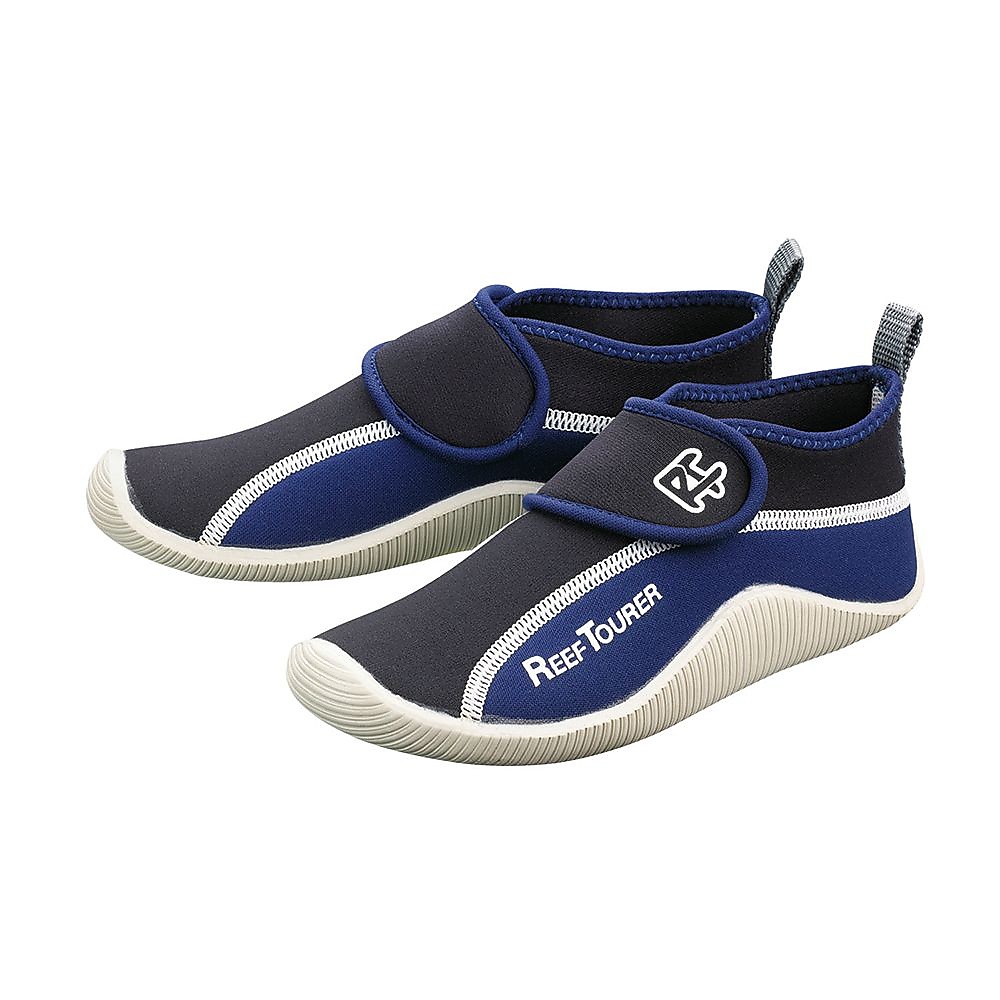 機能性に優れたお子様向けマリンシューズ