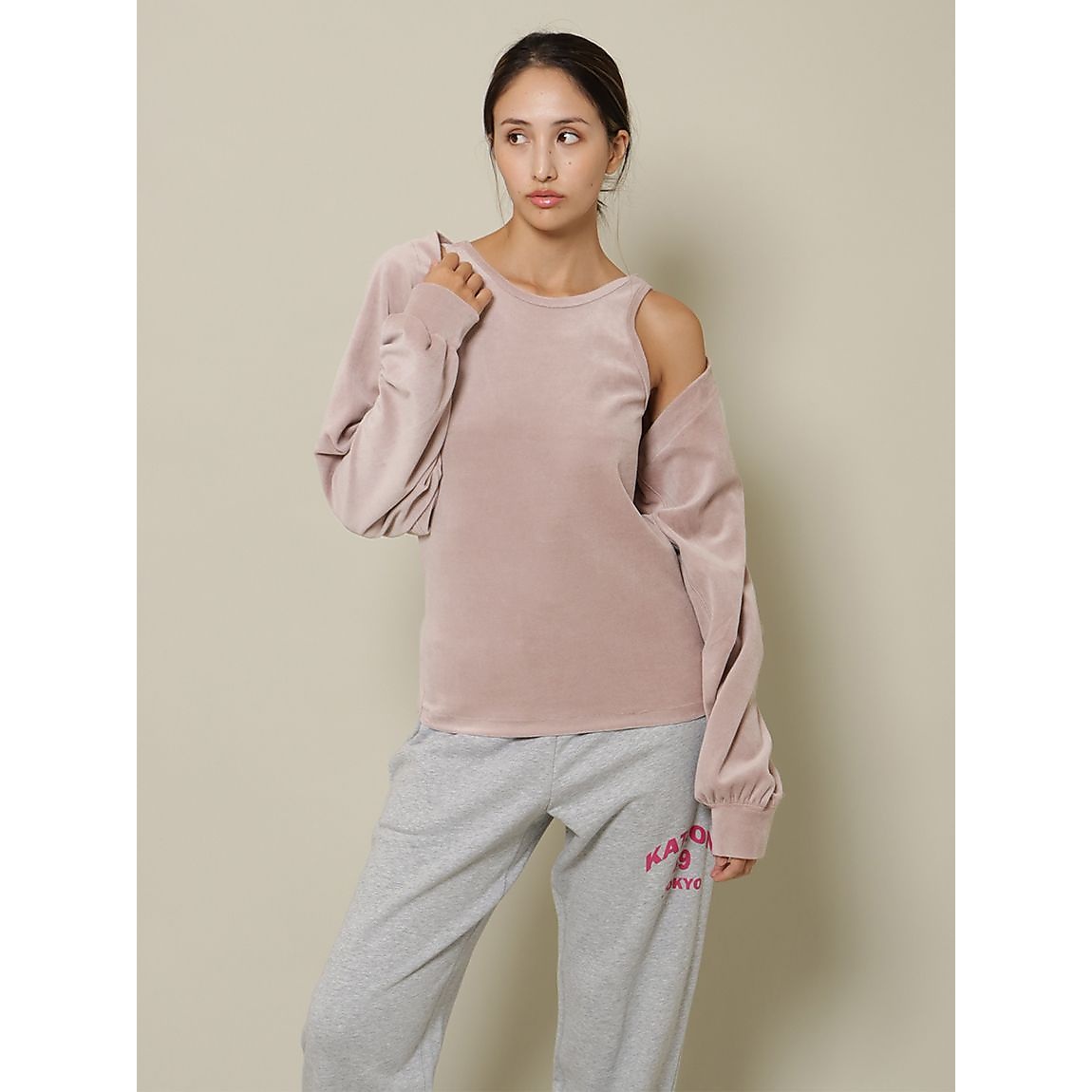 コンパクトベロア タンクトッフ