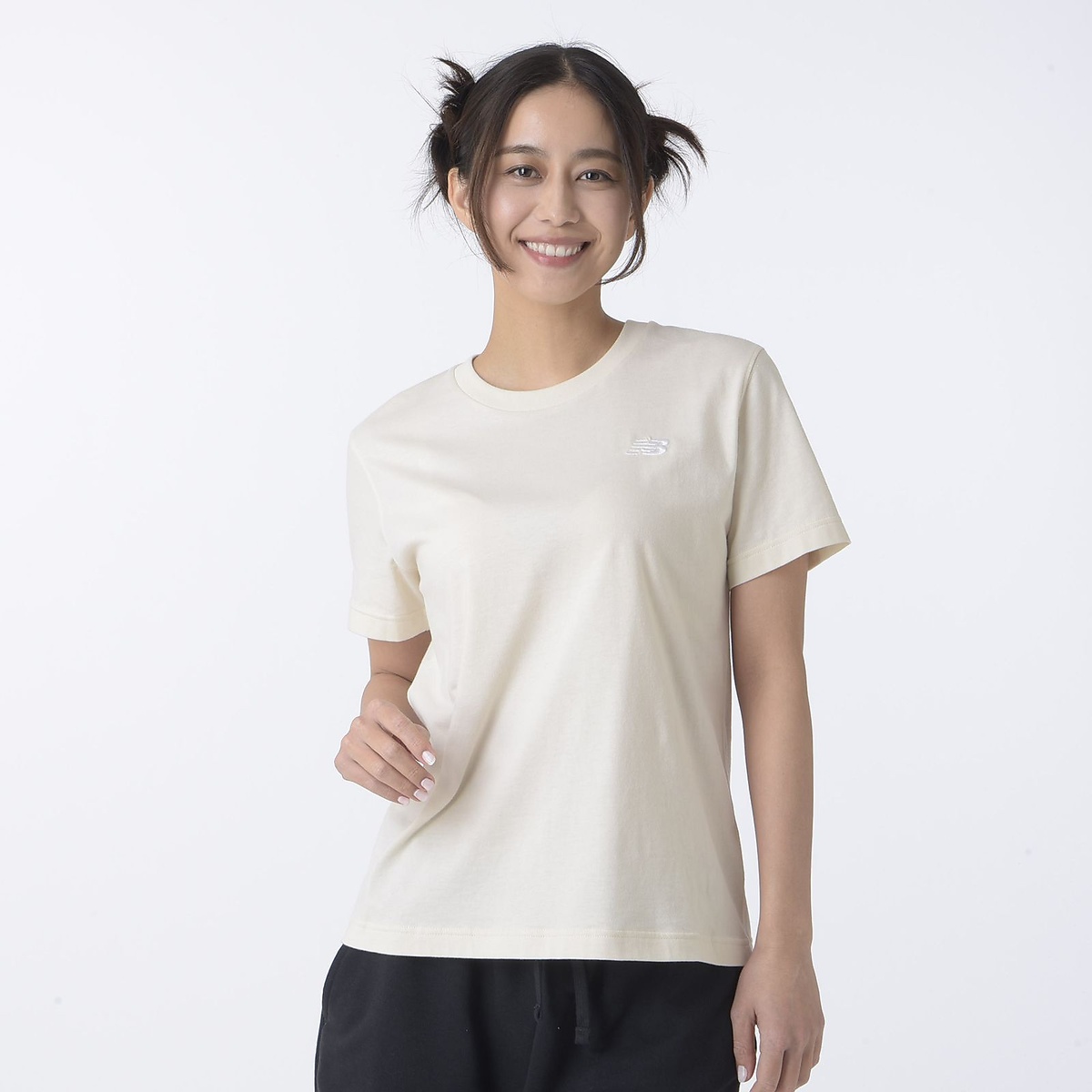 Sport Essentials Small Logo ショートスリーブTシャツ