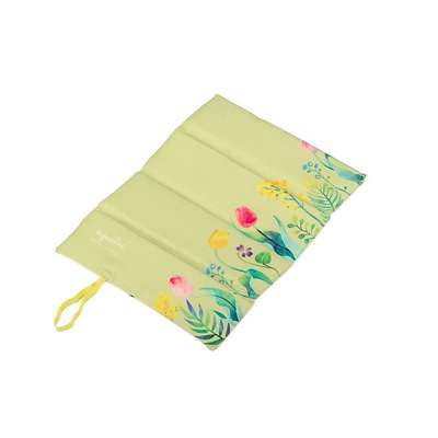 ライトグリーン