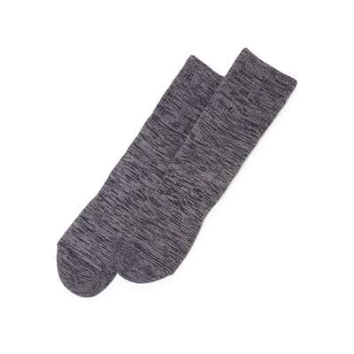 チャコール グレー