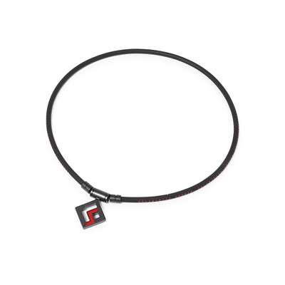 ブラックチタン×レッド