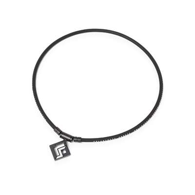 ブラックチタン×ホワイト