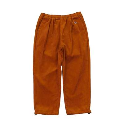 ライトブラウン