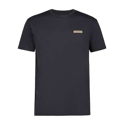 BASIC BLACK