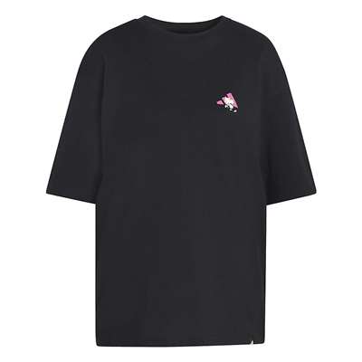 ブラック