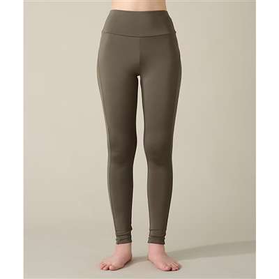 グレイッシュカーキ