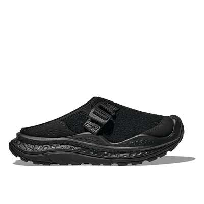 BLACK / BLACK