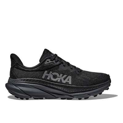 BLACK / BLACK