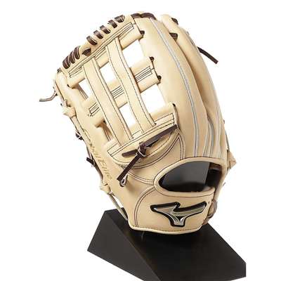 ブロンド 左投げ