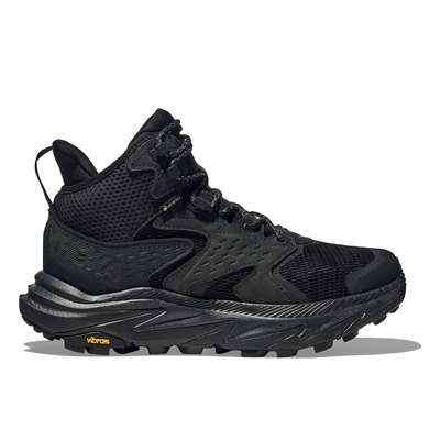 BLACK / BLACK