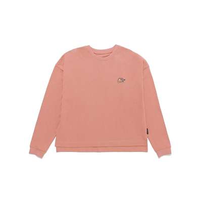 サーモンピンク